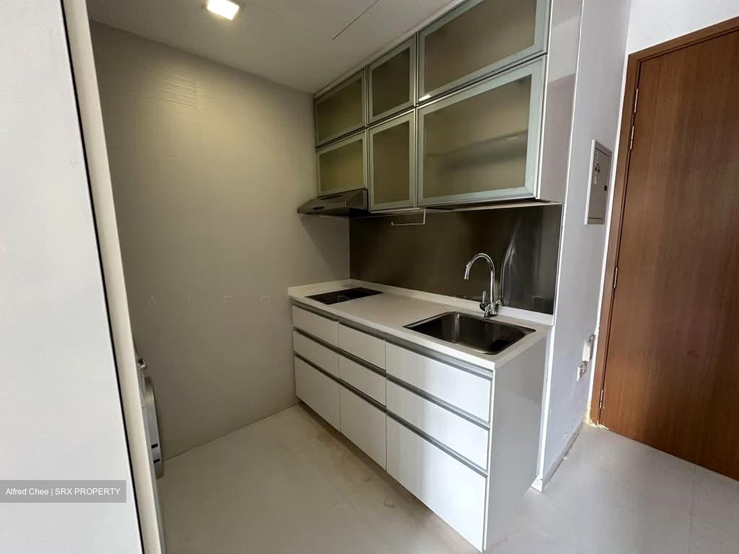 RV Suites (D10), Apartment #575812041
